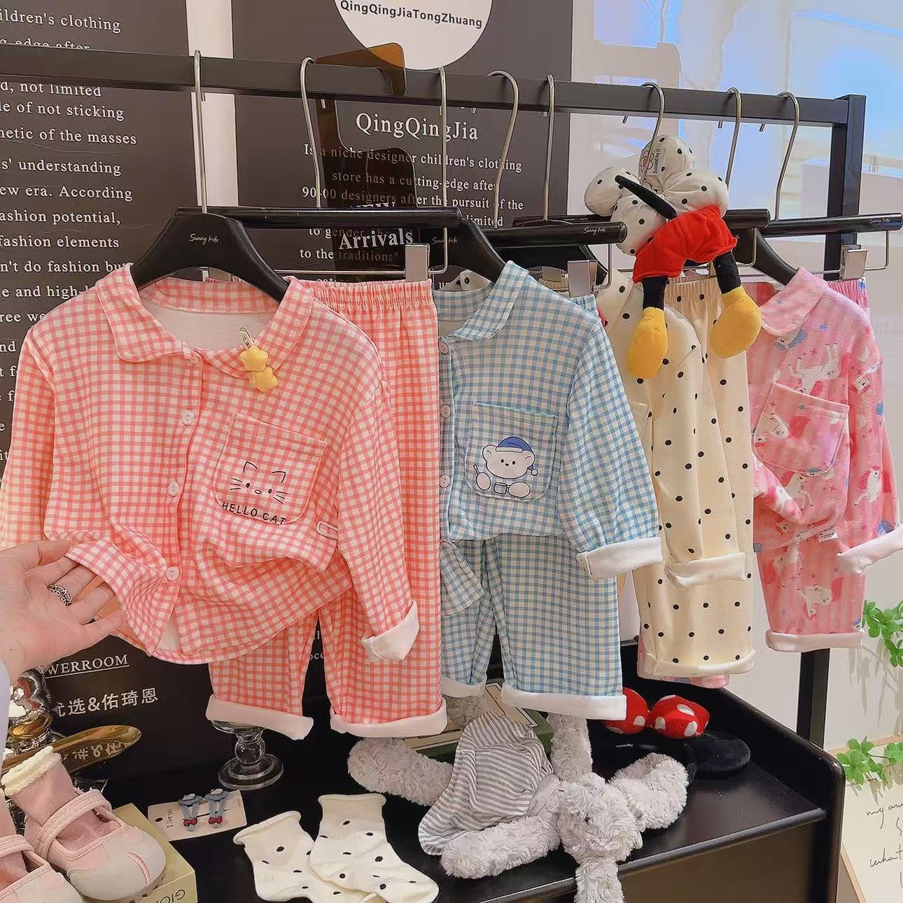 儿童家居服休闲翻领家居服印花套装春秋款亲肤韩版男女长袖套装