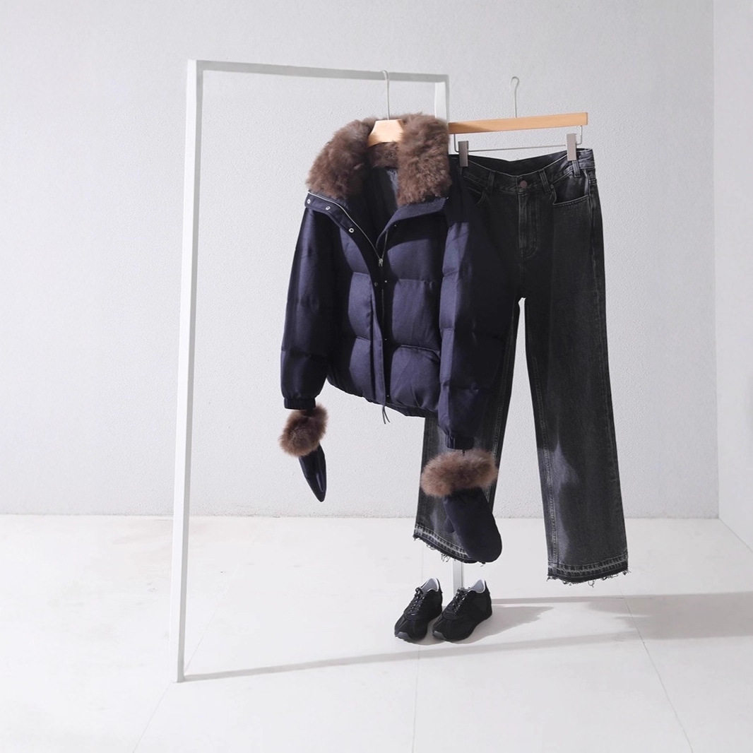 现货骆驼绒真丝加厚鹅绒服带手套 可拆羊皮毛领宽松高领羽绒服女