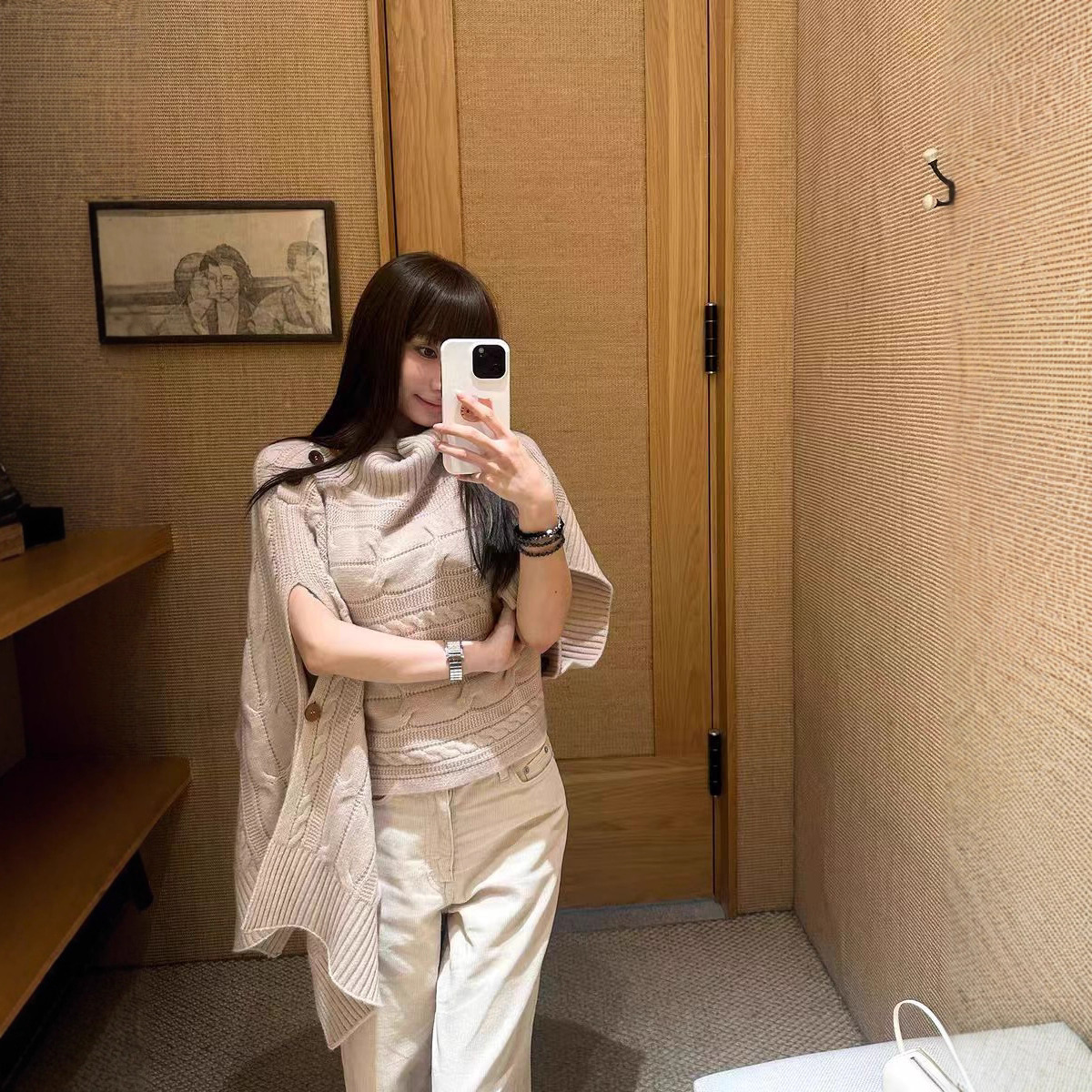 早秋氛围感慵懒高领不规则设计感针织披肩斗篷毛衣女短款上衣