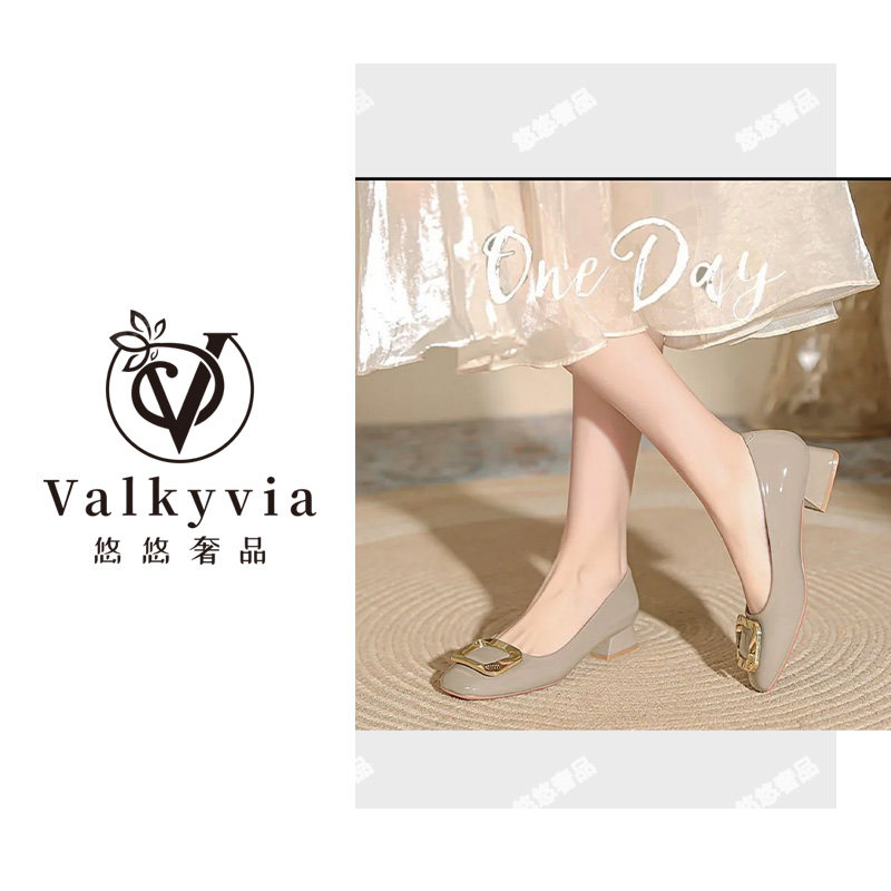 【Valkyvia/悠悠奢品】春季新款百搭软底软皮漆皮圆头单鞋7868