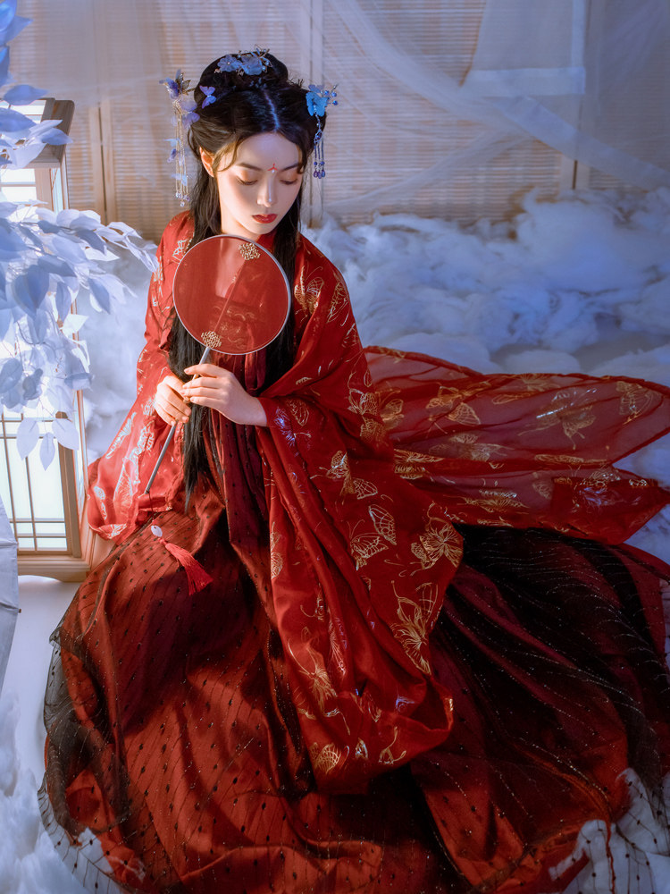 艺缕原创汉服女对襟齐胸襦裙百搭套装红色烫金6米超仙古风大袖衫