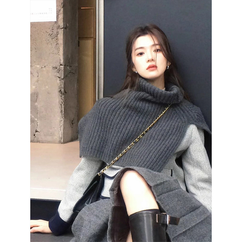 法式灰色高领针织披肩围脖女秋冬高级感叠穿外搭羊毛围巾斗篷上衣