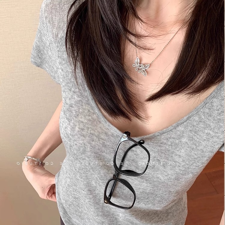 灰色u领冰丝插肩短袖t恤女夏季大领口正肩修身薄款小飞袖针织上衣