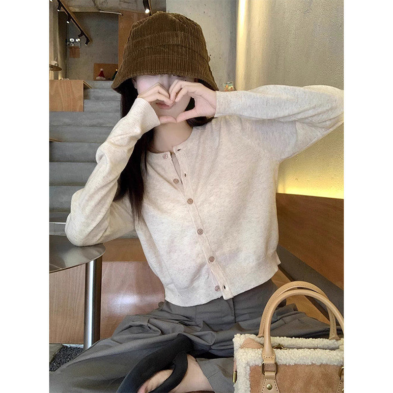 韩系短款针织开衫外套女秋季外搭小个子薄款长袖毛衣宽松内搭上衣