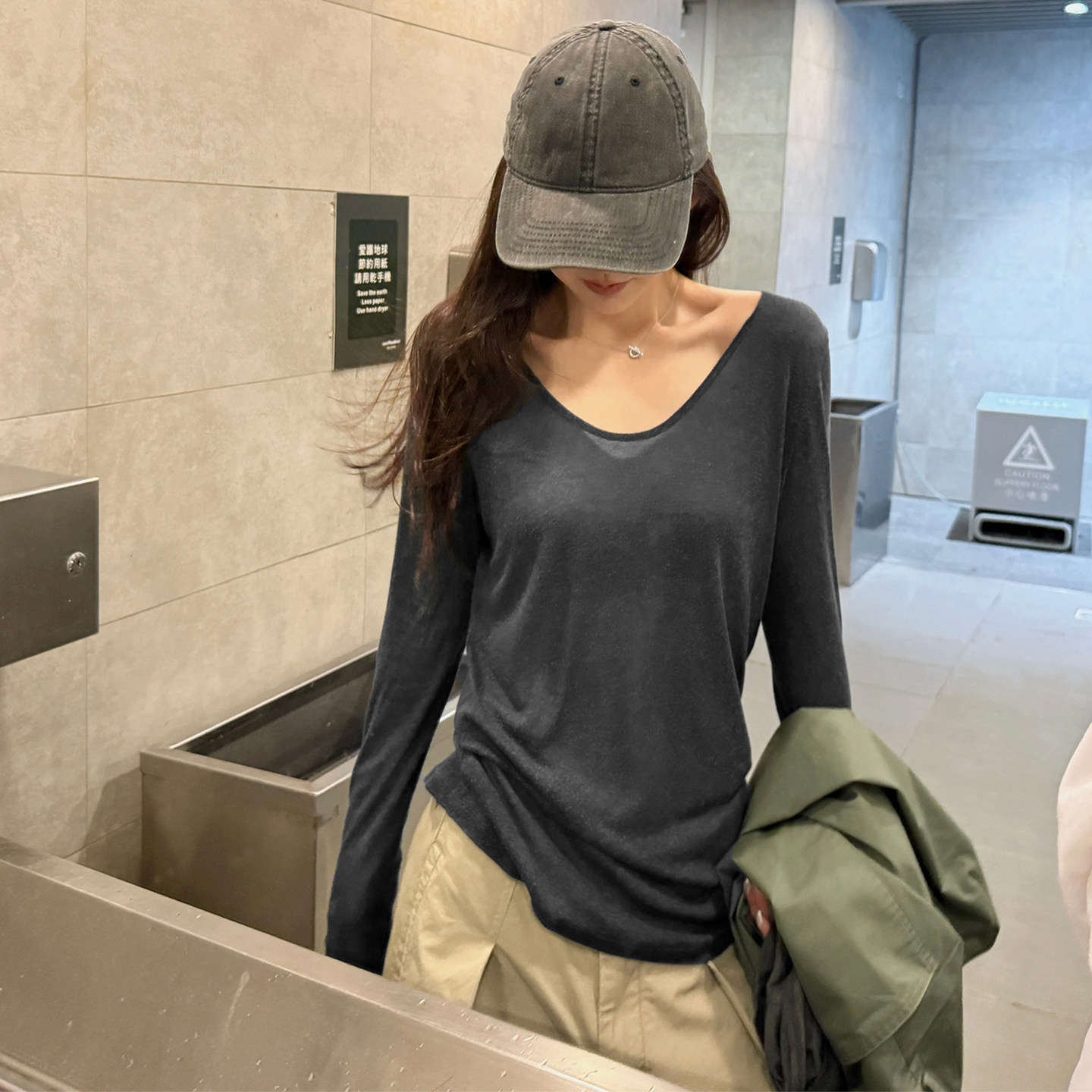 纸片人v领长袖t恤防晒罩衫上衣薄