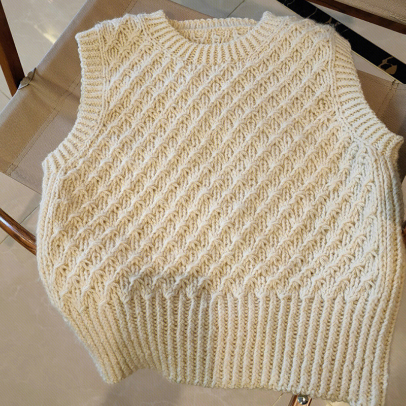 日系温柔风设计感小众无袖针织衫