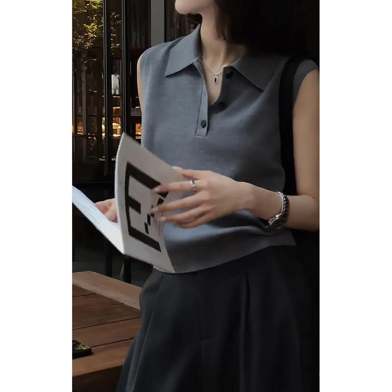 高级感灰色无袖Polo领针织T恤女夏季外穿翻领冰丝背心坎肩短上衣