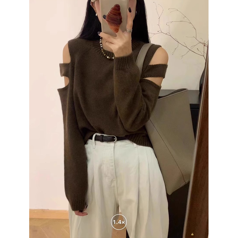 欧货设计感露肩镂空针织衫毛衣女