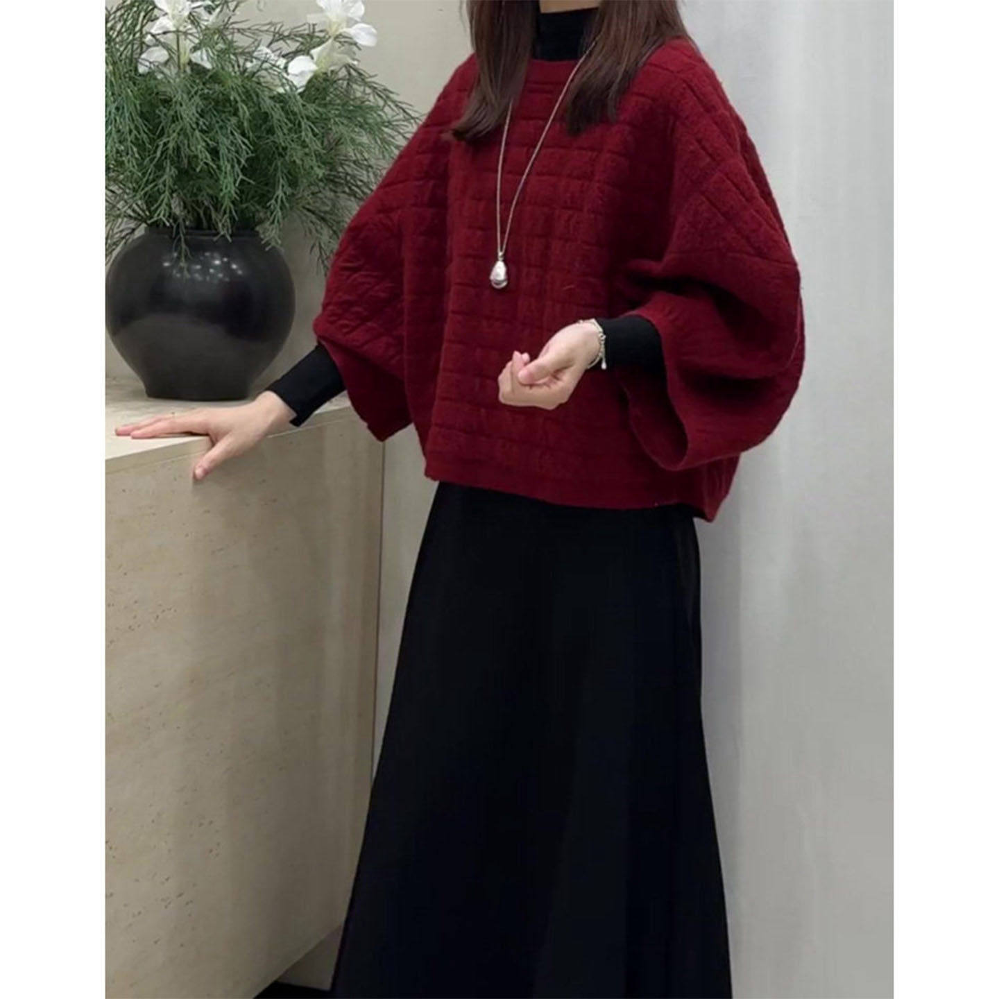 新年红色蝙蝠袖罩衫毛衣女秋冬慵懒高级感宽松显瘦针织衫气质上衣