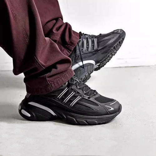 正品Adidas阿迪达斯三叶草跑步鞋