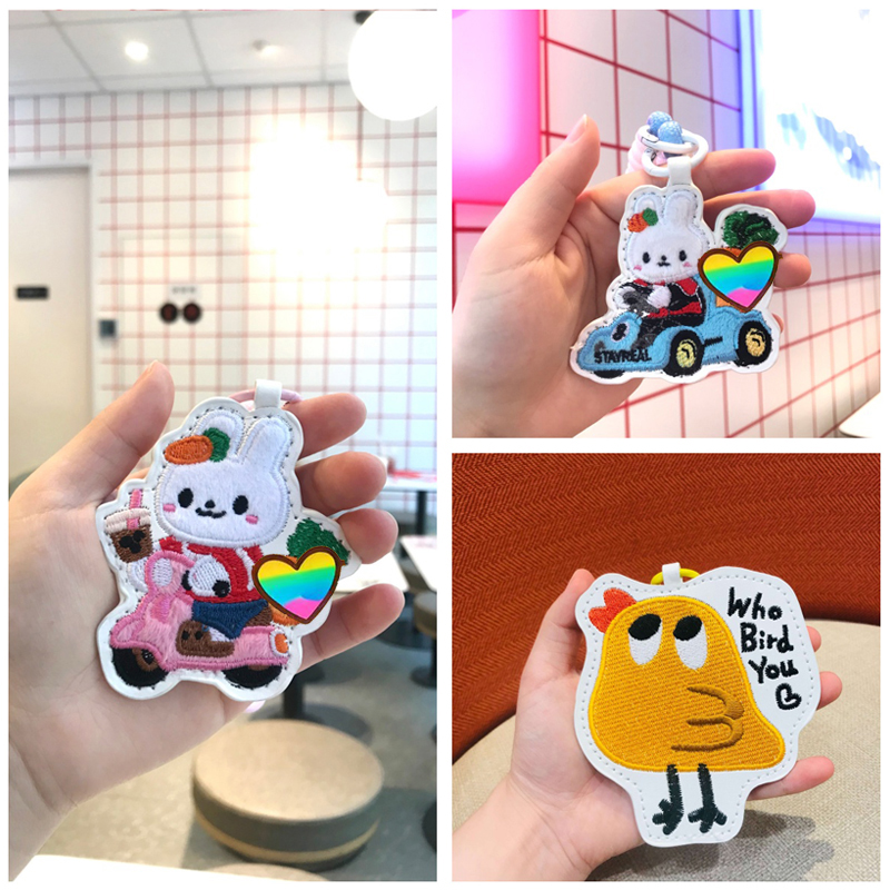 五月天周边赛车兔刺绣钥匙扣包包挂件背包卡通可爱装饰行李牌物料