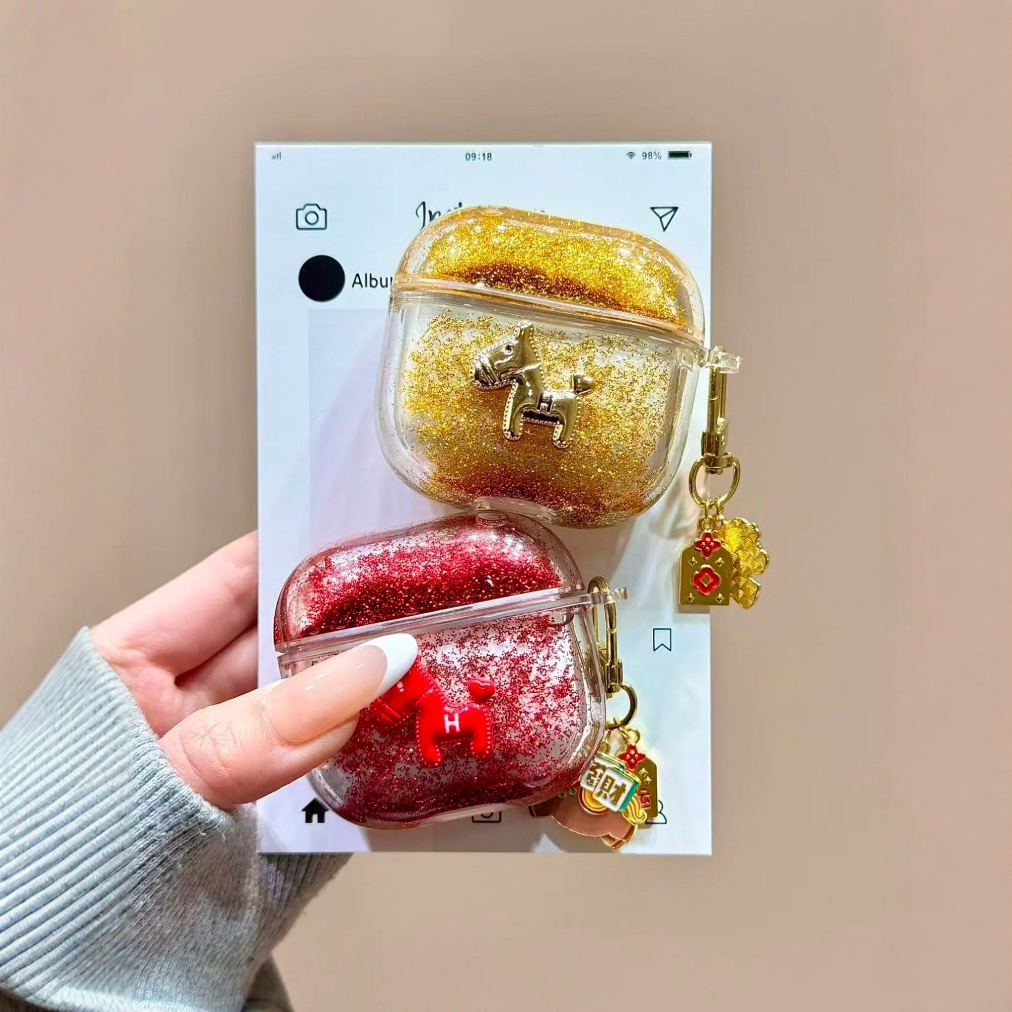 新年闪粉流沙立体小马挂件适用airpodspro3保护壳新款airpods4保护套airpods3耳机套pro2耳机壳苹果2代保护壳,3C数码配件,耳机保护套,淘宝优惠券,粉丝福利购,淘宝优惠卷