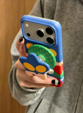 韩系ins卡通满屏动感超人小新磁吸支架适用iPhone17promax手机壳苹果15pro新款17pro菲林硬壳16pro半包保护套