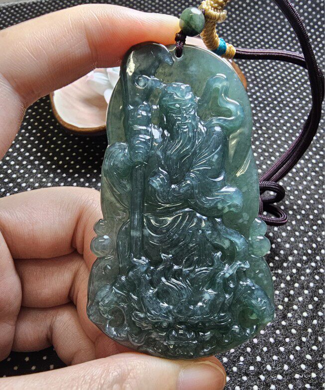 a货雪花棉啤酒瓶绿威武霸气精雕御龙关帝爷翡翠挂件财爷爷吊坠