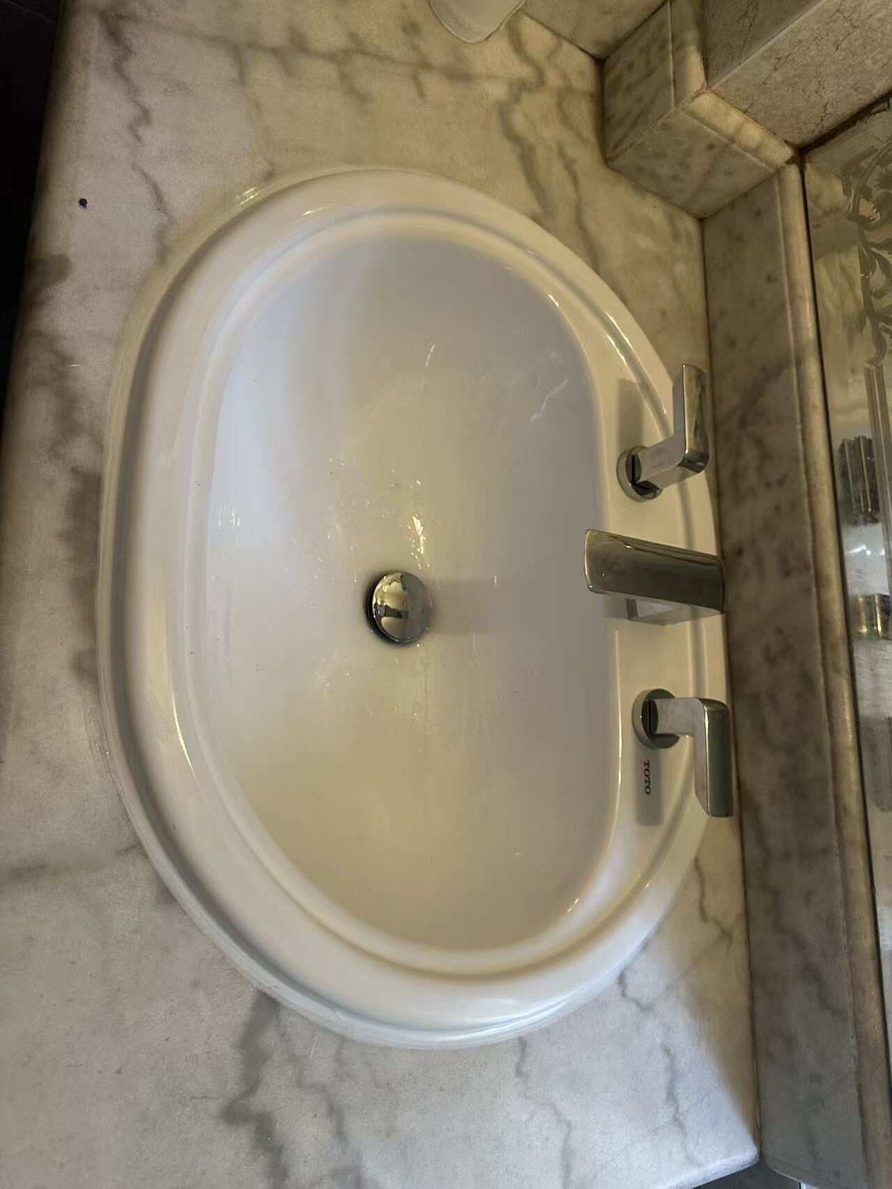 TOTO洁具卫浴台上盆陶瓷洗脸盆洗手盆卫生间椭圆形LW851B八寸