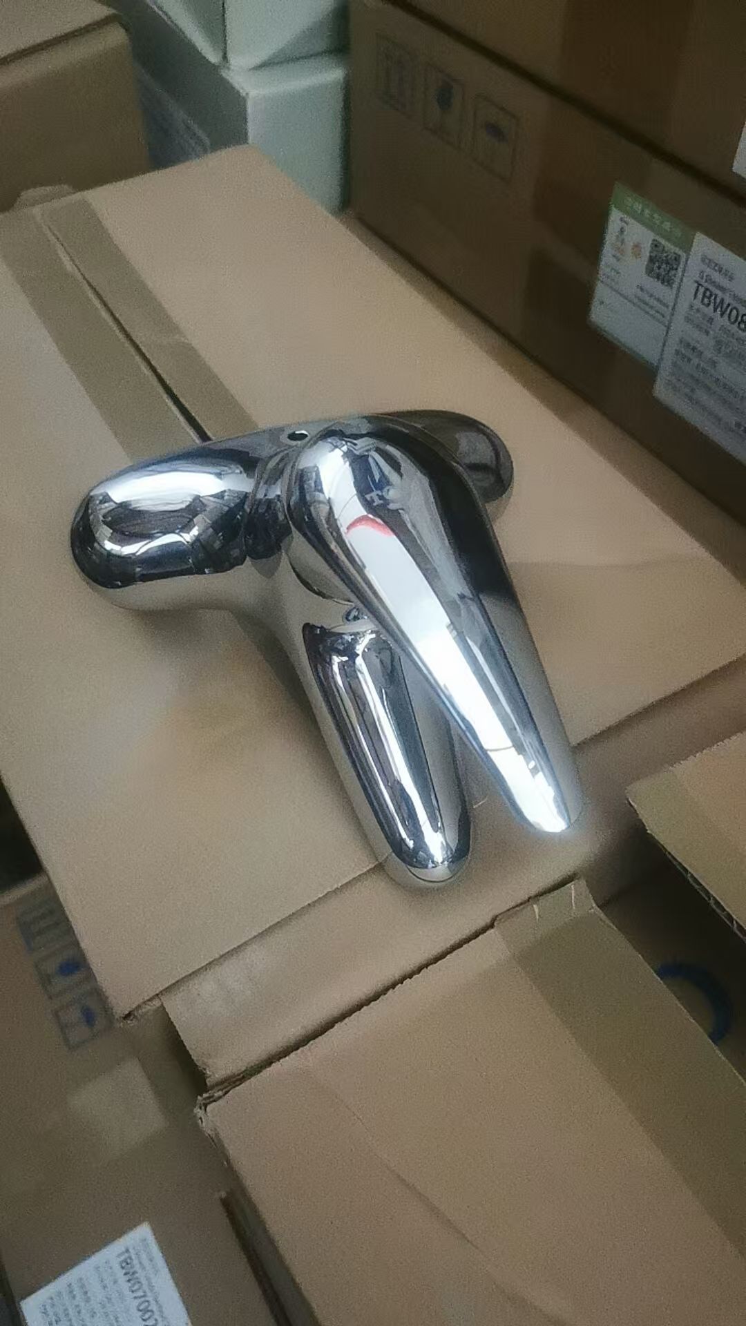 TOTO双孔四寸单柄洗脸盆洗手盆黄铜镀铬冷热水龙头DGL302