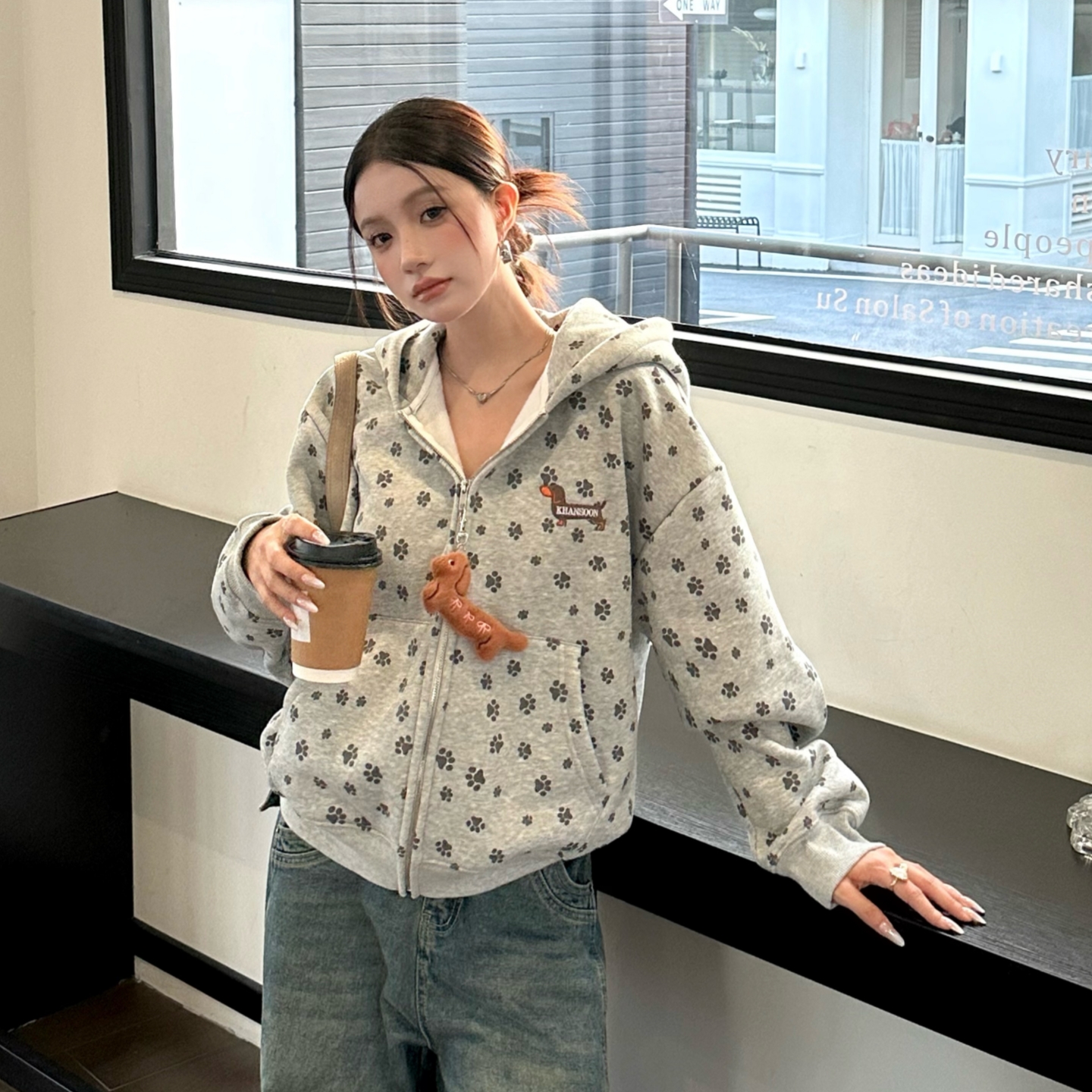 刺绣小狗开衫拉链连帽卫衣外套