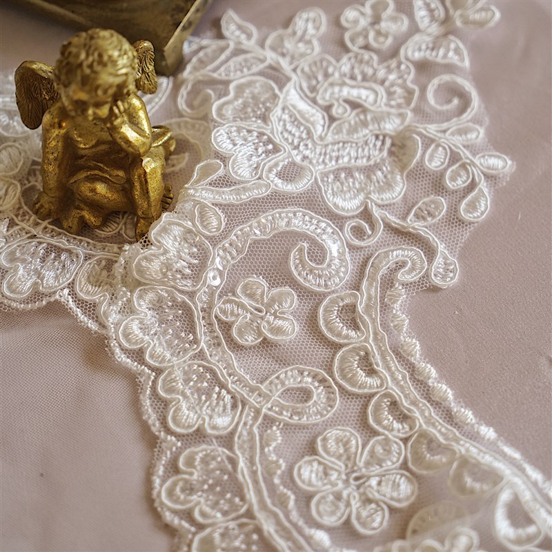 新款新款复y古绣花蕾丝白色圆形盖巾布艺桌旗桌布