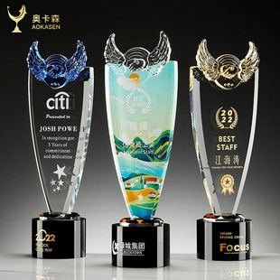 优选蓝色老鹰翅膀握手奖杯定制作高档琉璃水晶商冠军优.秀员工团
