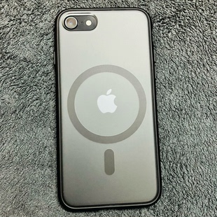 适用苹果SE3磁吸壳iPhonese2手机壳半透磨砂肤感全包防摔保护套