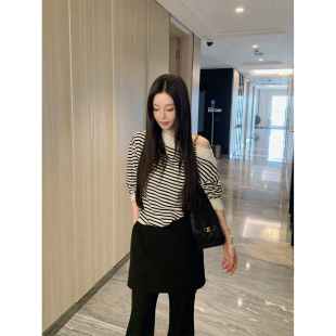 MINI 「广岛之恋」慵懒感斜肩氛围羊毛混纺针织上衣 STUDIO徐琳