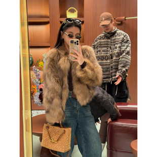 徐琳「日落霜华」琥珀色渐变毛尖狐狸毛短款 10AM 皮草外套