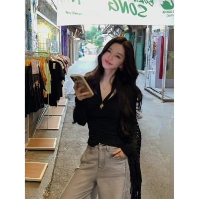 3/13  10AM  MINI STUDIO徐琳「冷雾金扣」系挂脖v领褶皱修身上衣