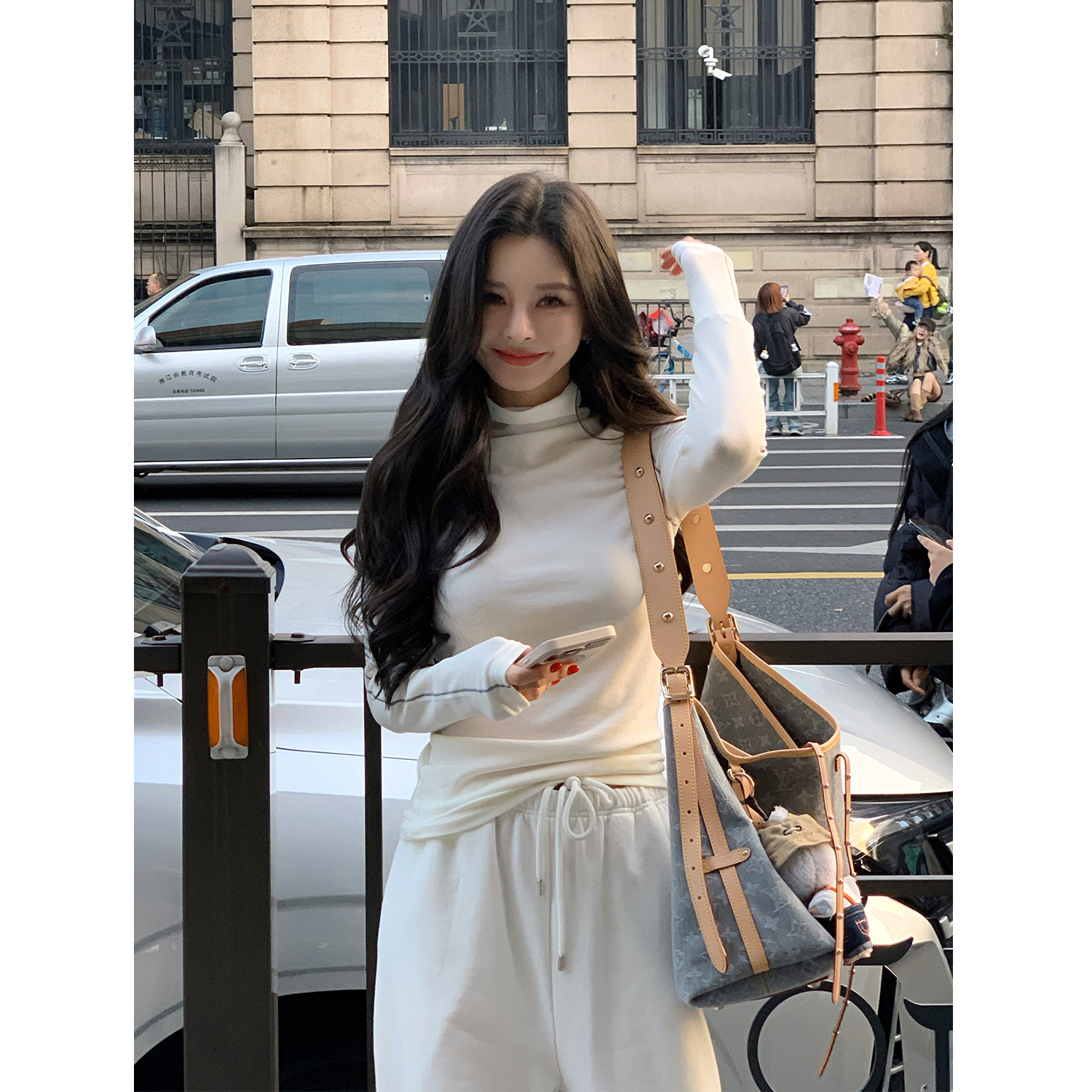 11/11 10AM  徐琳 轻奢cozy堆堆领小高领莱赛尔绵羊毛混纺上衣