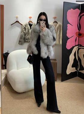 01/05 10AM 徐琳「冰川银狐」月光灰Sagafurs狐狸毛翻领皮草外套