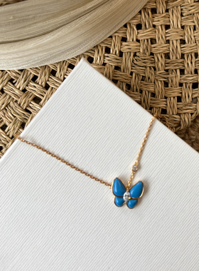 蓝色蝴蝶项链