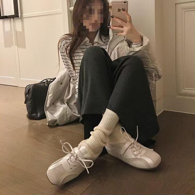 冬季棉鞋女鞋加绒德训鞋网红同款软底毛毛保暖平底魔术贴复古ins