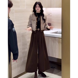 2025超火韩系秋冬季穿搭巨好看的一整套冬装气质小香风两件套装女