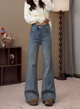 浅蓝色加绒加厚闪钻微喇牛仔裤女2026年春季新款修身直筒喇叭长裤