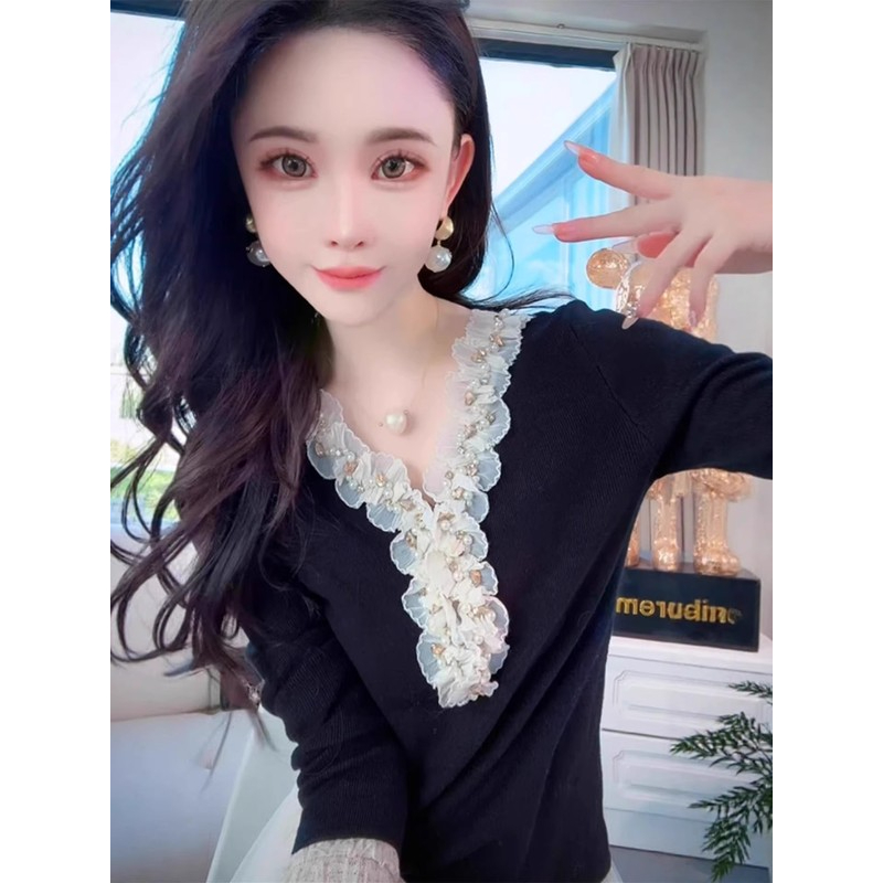 钉珠荷叶边拼接小香风针织衫女2025秋修身显瘦黑色V领打底衫上衣