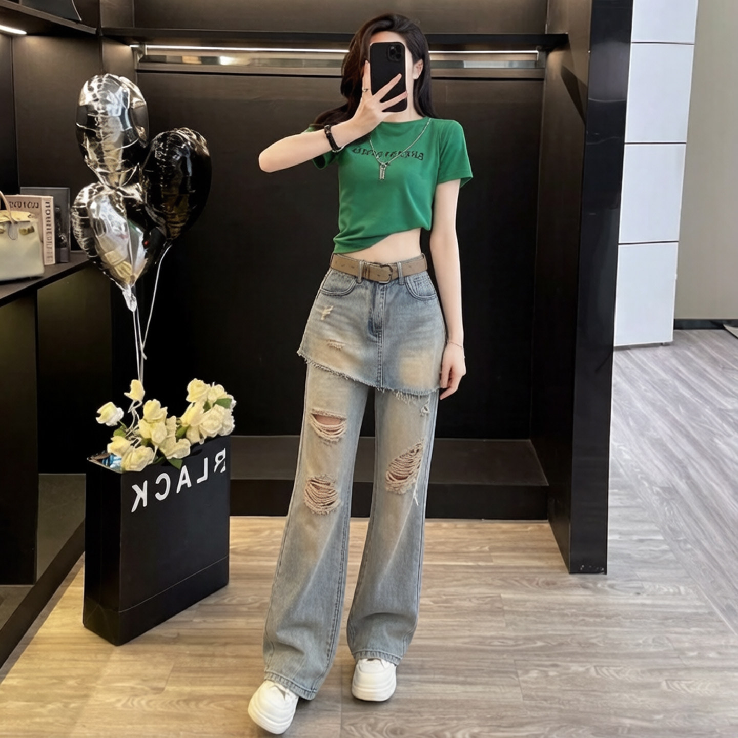 做旧假两件破洞微喇叭牛仔裤女图片