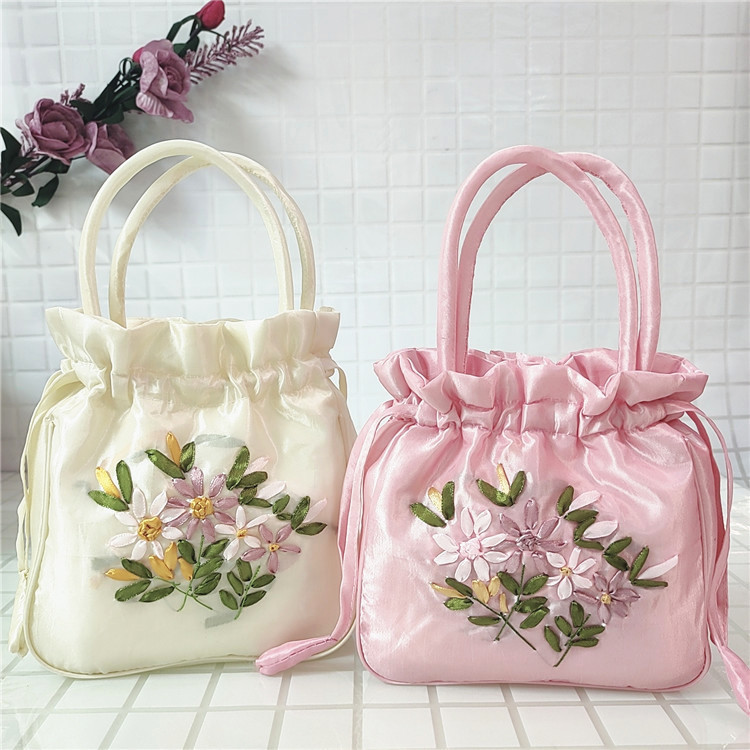 中老年妈妈手提包汉服手工手机包
