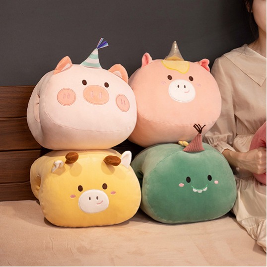 小猪抱枕可插手暖手捂学生少女心