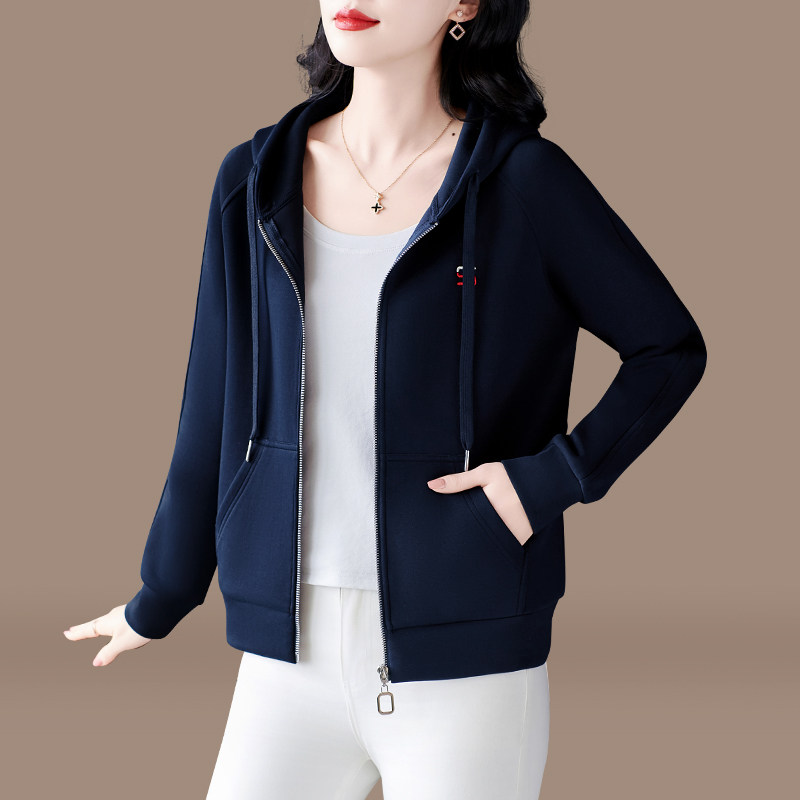 妈妈连帽卫衣女春秋宽松大码纯色百搭休闲上衣中老年妇女开衫外套