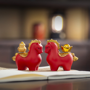 生肖马年吉祥物摆件高级感小众工位办公室桌面装 饰工艺品生日礼物