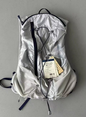 日单外贸超轻量化户外机能徒步露营登山防泼水男女款大容量双肩包