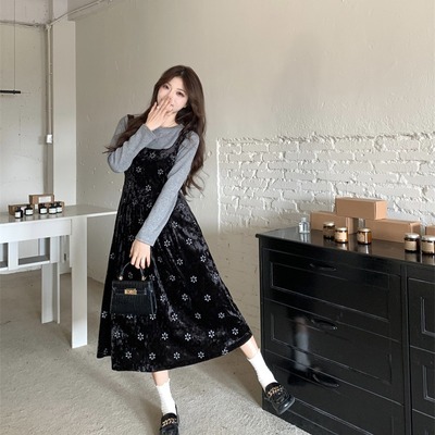 实拍微胖大码2025秋冬法式复古丝绒连衣裙内搭吊带裙打底衫两件套