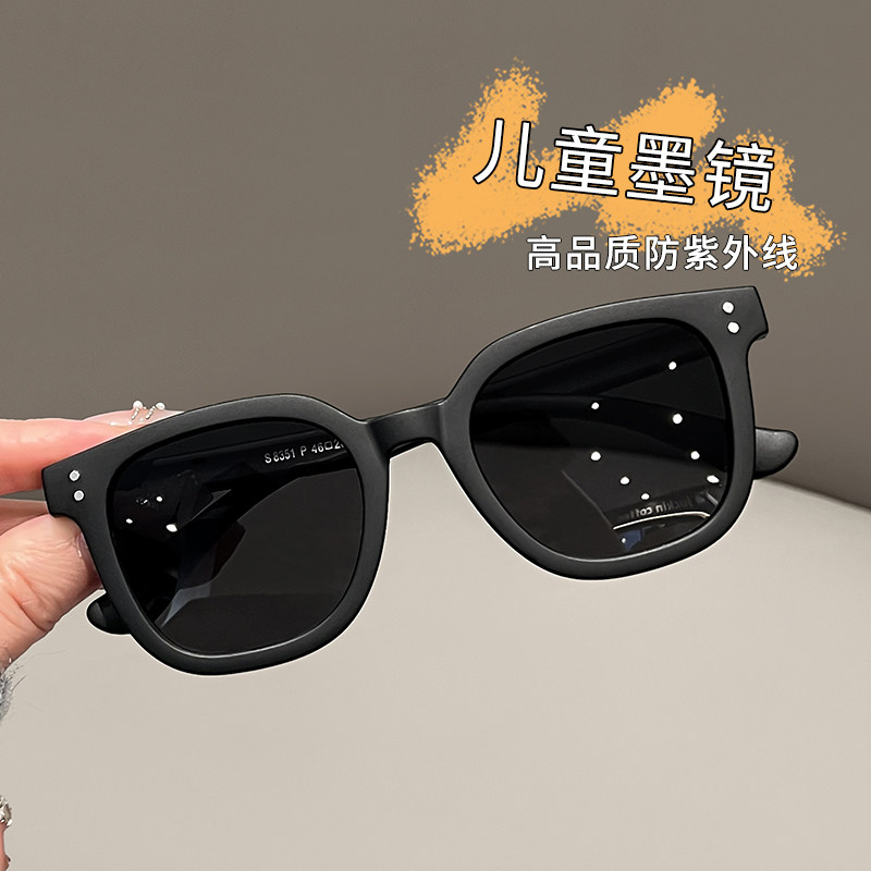 宝妈必入！户外儿童款墨镜抗冲击
