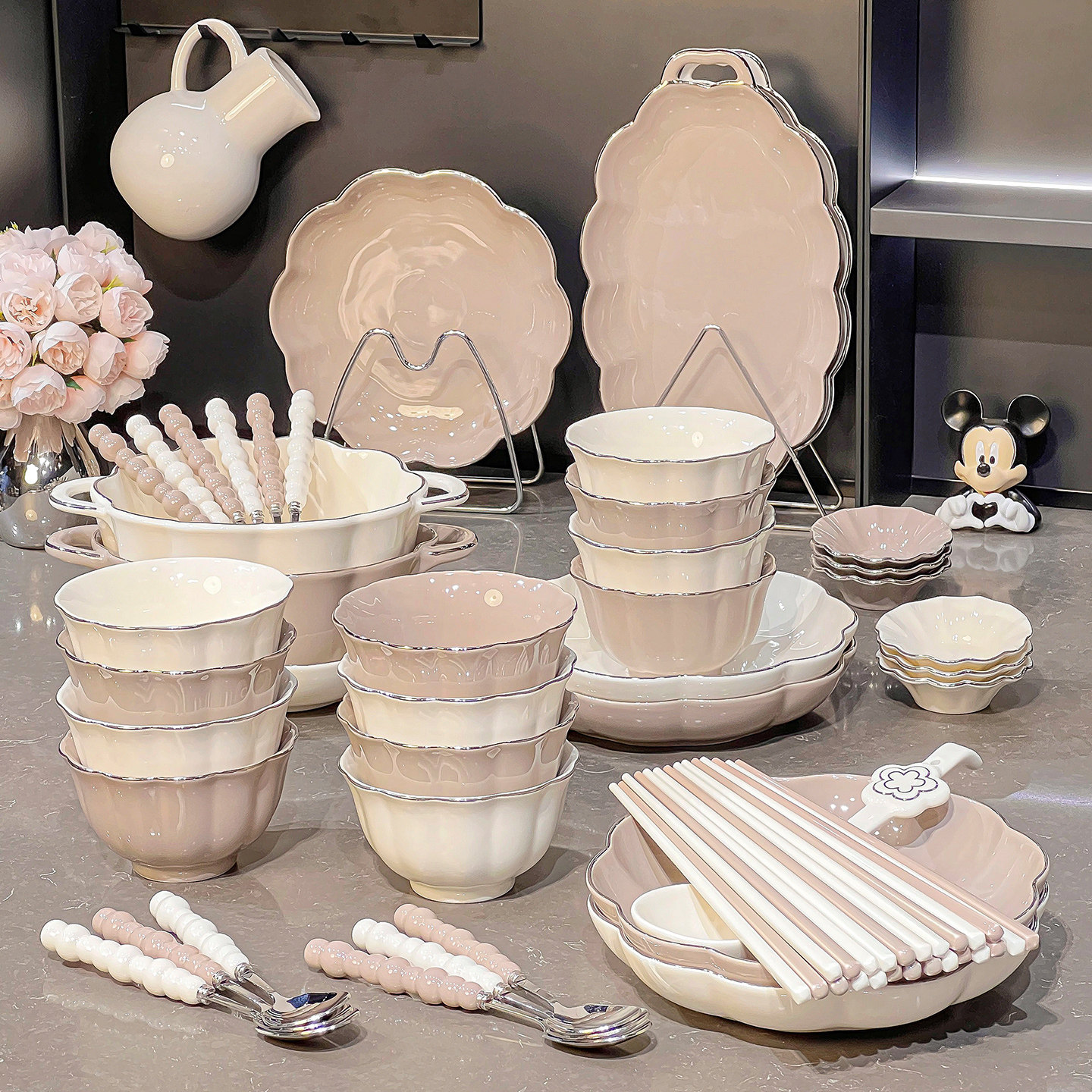 高级感陶瓷碗盘套装家用釉下彩碗筷碗具乔迁送礼高档碗碟餐具全套,餐饮具,餐具瓷器套装,淘宝优惠券,粉丝福利购,淘宝优惠卷