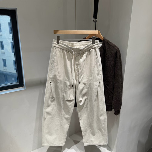 INTROVERT 复古水洗做旧立体褶皱裁剪风设计感宽松休闲阔腿弯刀裤