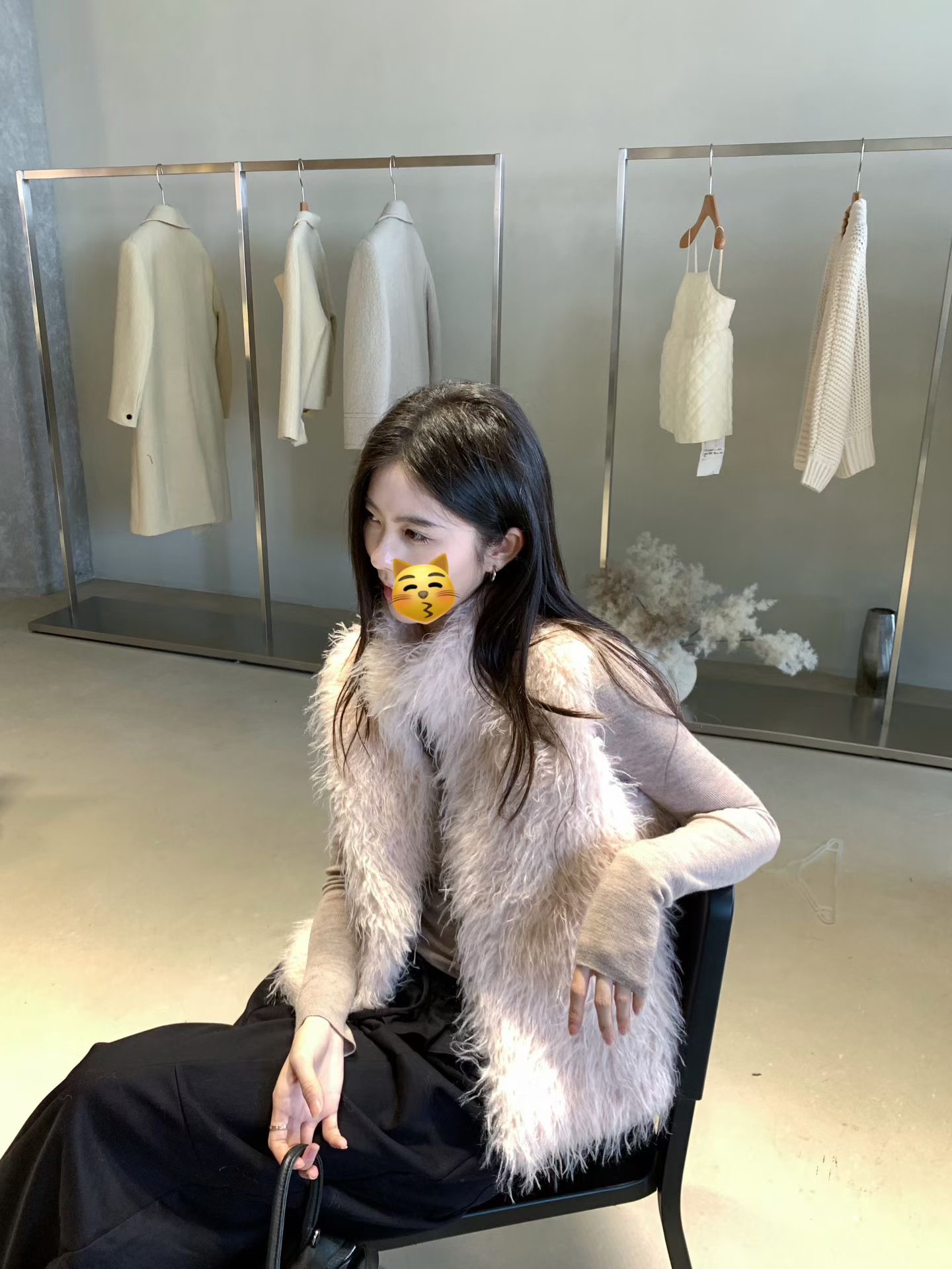 IF 2025秋冬新款韩系简约百搭V领羊毛针织衫