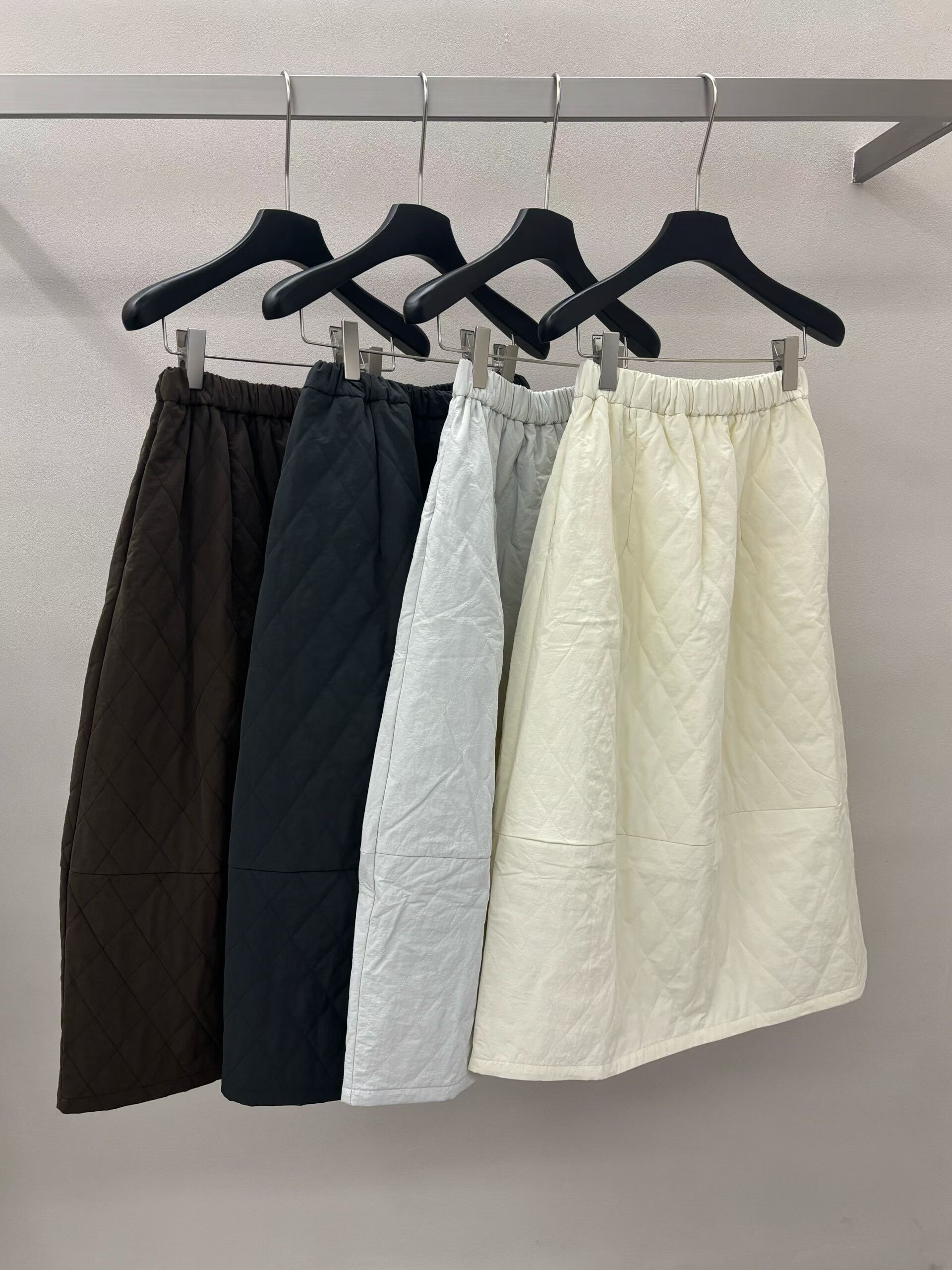 etoile 2025秋冬新款韩系简约百搭菱格夹棉半身裙