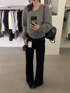 etoile 韩系V领超幼轻肤马海绒套头毛衣 2025秋冬新款