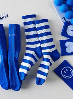 克莱因蓝袜子女潮百搭个性学生棉蓝色中筒袜外穿鲨鱼裤配的长袜子