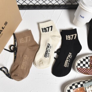 1977数字袜子欧美街头潮短筒简约低帮男女百搭运动透气棉袜socks