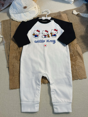 宝宝婴儿女宝长袖春秋纯棉外出服可爱连体衣哈衣爬服70-100码